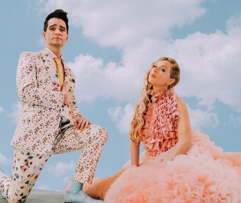 Who is Brendon Urie??? Check it out Who is Brendon Urie??? Check it out