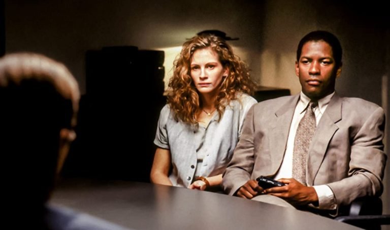 “Dave (1993)” Set stuff were used for ” The Pelican brief “