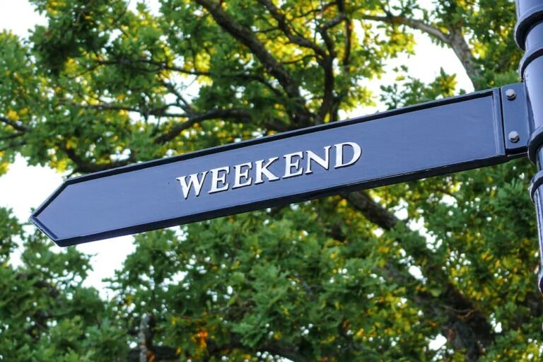 Maximizing Your Weekend: A Guide to Spending It Beneficially Maximizing Your Weekend: A Guide to Spending It Beneficially