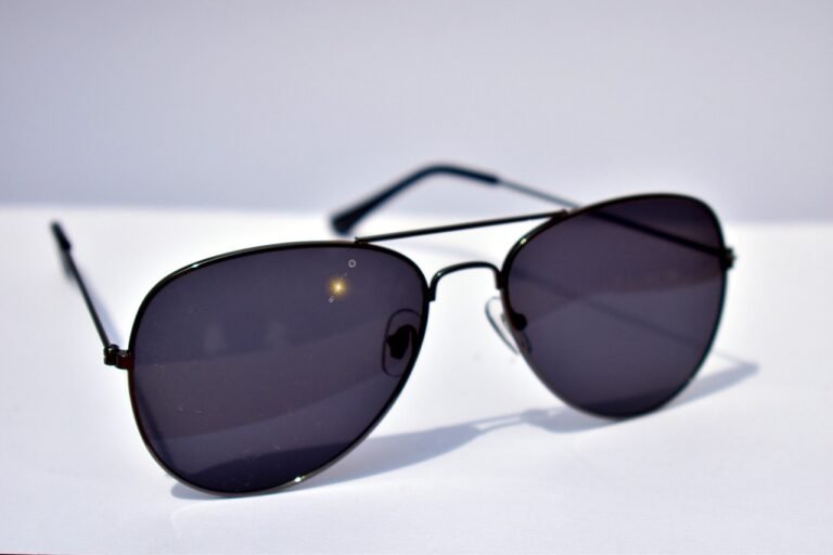 Unleashing Style and Safety: Merahkie Eyewear for Motorcycle Enthusiasts