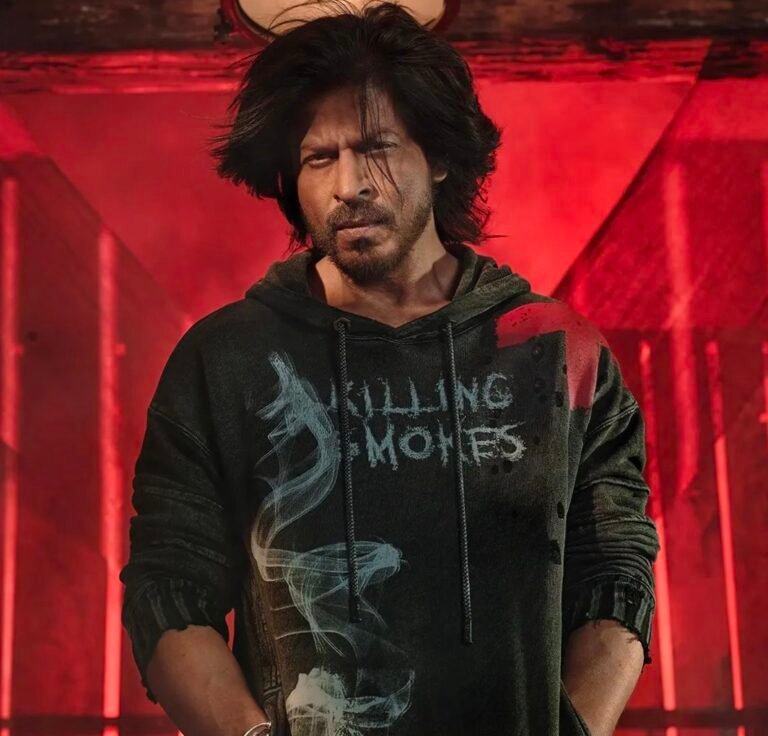 Shah Rukh Khan stole the limelight at the Zee Cine Awards 2024 .