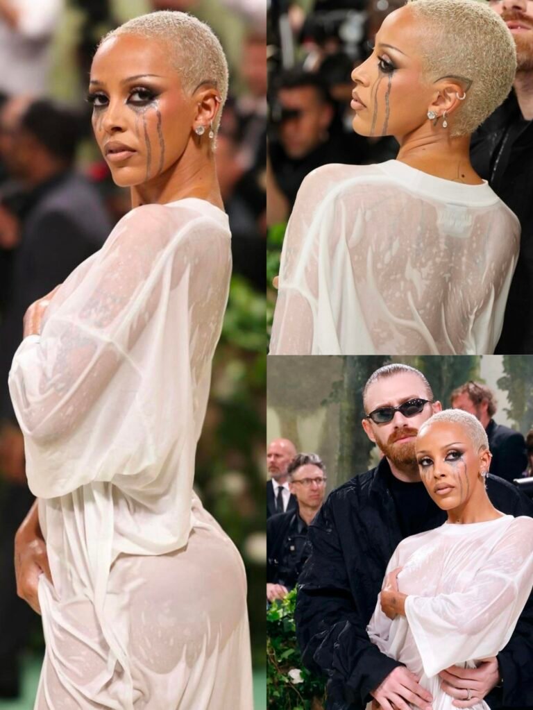 Doja Cat Sports a Bathing Towel At Met Gala 2024.