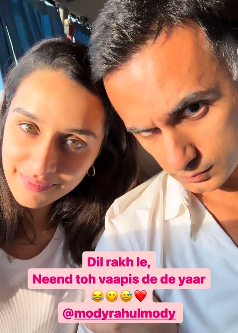 Shraddha surprises fans with selfie featuring Rahul, captions: “Keep my heart, give back my sleep.”