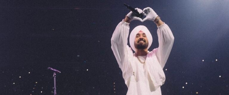 “Diljit Dosanjh Shares Heartfelt Moment with Family at Manchester Concert” “Diljit Dosanjh Shares Heartfelt Moment with Family at Manchester Concert”