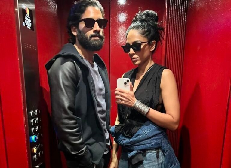 “Naga Chaitanya and Sobhita Dhulipala Share First Photo Post-Engagement, Comments Disabled”