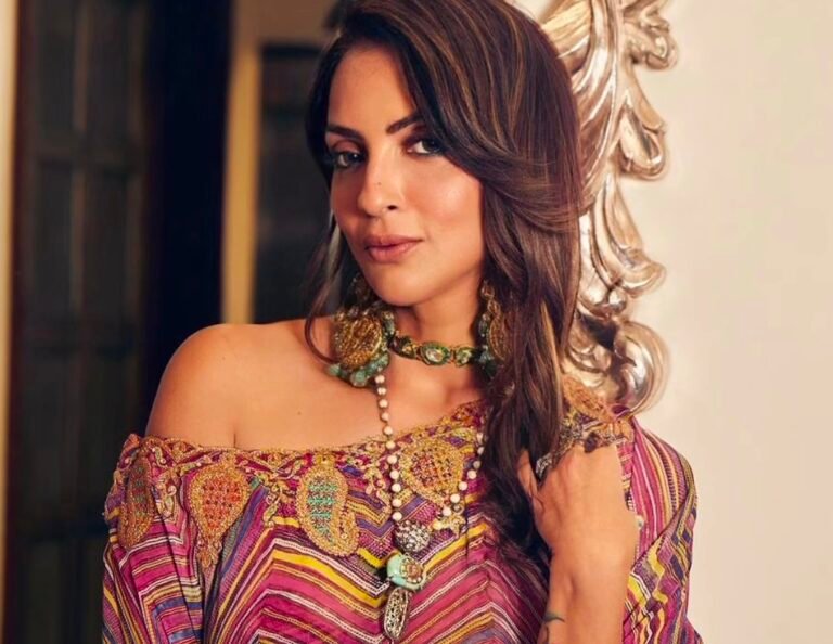 “Seema Sajdeh Reveals New Romance with Vikram Ahuja in *Fabulous Lives Vs Bollywood Wives* While Revisiting Past Engagement”