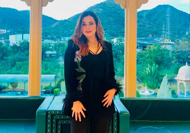 “Neelam Kothari Reflects on Her First Marriage and Divorce in *Fabulous Lives vs Bollywood Lives*”