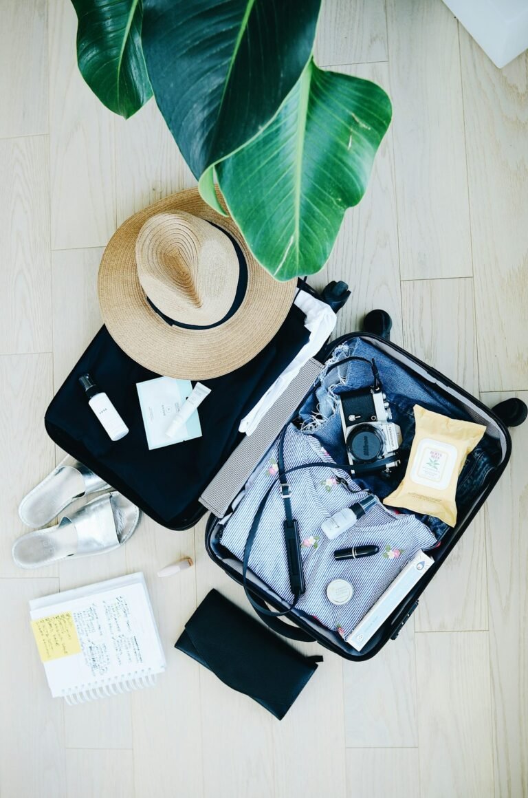 How to Pack for a Vacation: Smart Tips for Stress-Free Travel